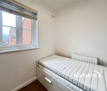 3 bedroom terraced to rent - Photo 3