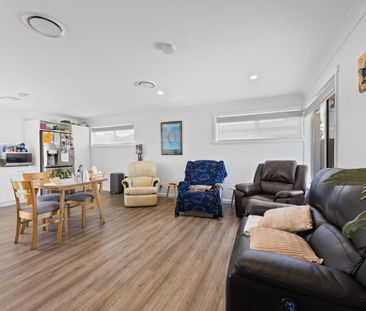 Modern & accessible living in Summerhill. - Photo 3