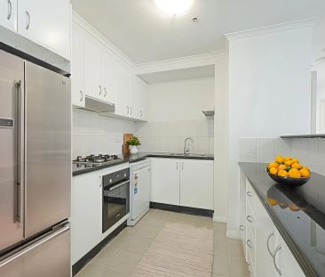 Modern 2-Bedroom Apartment with Spacious Balcony - Prime Parramatta... - Photo 5