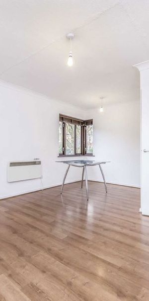 Hillbury Road, SW17 8JT, London - Photo 1