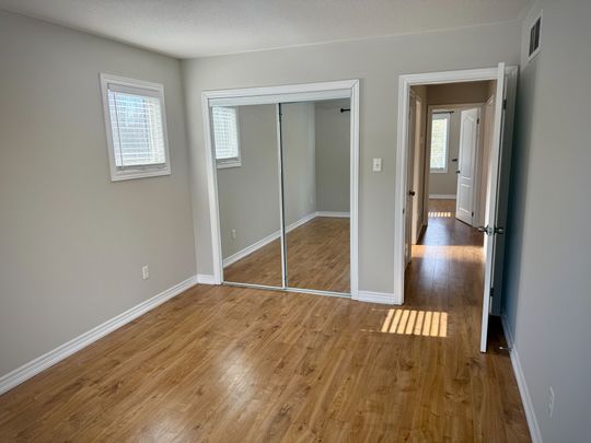 For Lease - 23 Robert Street, Wasaga Beach, Ontario - Photo 1