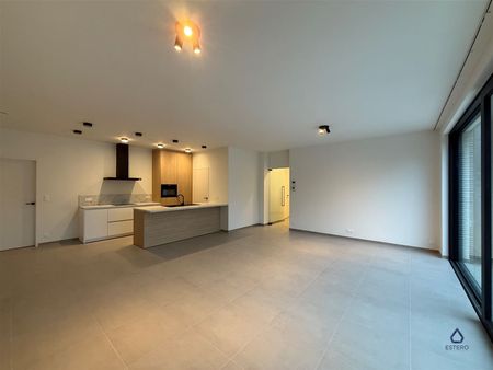 Energiezuinige nieuwbouwappartement met garagebox en gemeenschappelijk zwembad - Photo 4