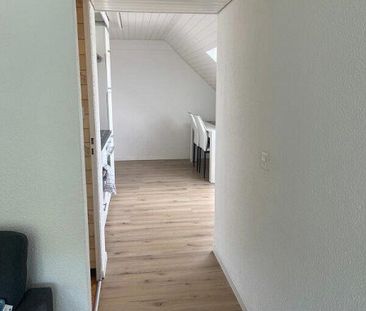 Gemütliche 1.5 Zi-Dachwohnung zu vermieten - Photo 6