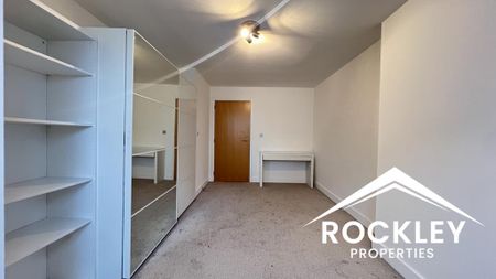 2 bedroom flat to rent - Photo 4