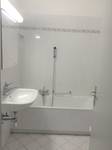 2.5 Zimmer, 50 m², 1. Stock - Foto 2