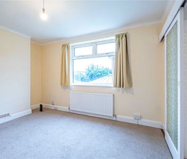 3 bed Detached House for rent - Photo 4