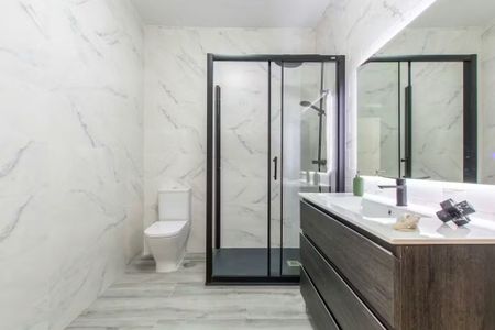 Calle de Tetuán, Madrid, Community of Madrid 28013 - Photo 2