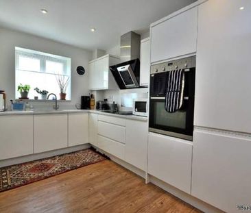 2 bedroom property to rent in Milton Keynes - Photo 5