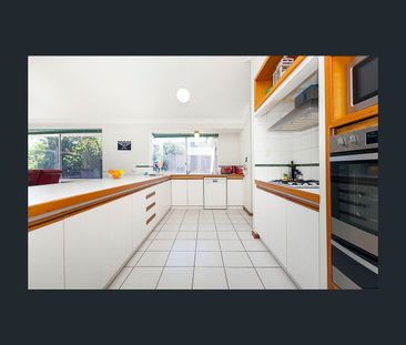 5 Wray Close, Bateman, WA 6150 - Photo 4