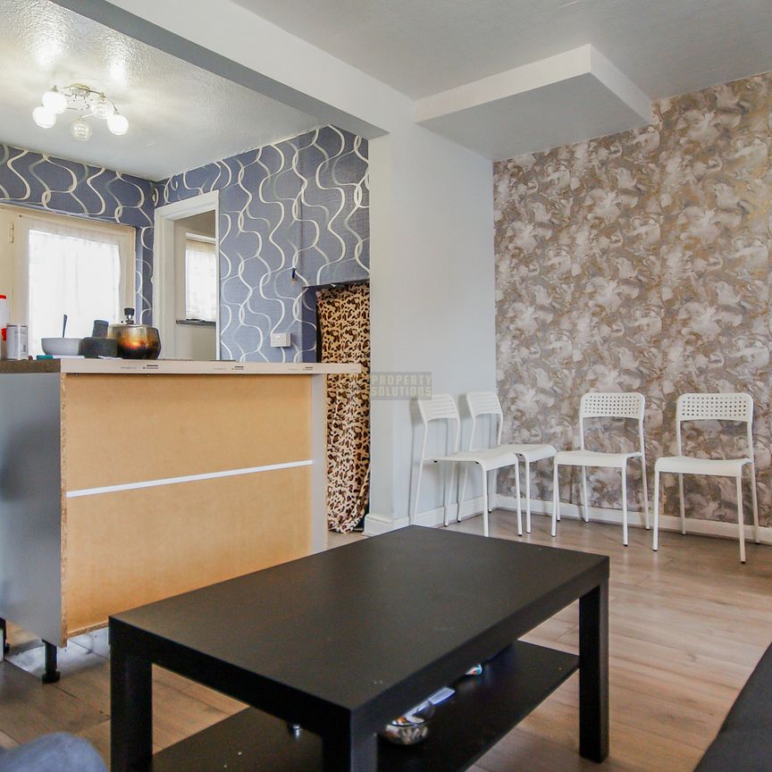 102 Lockwood Road - Photo 1