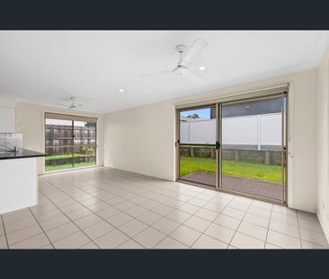 16 Trillers Avenue, Coomera, Qld 4209 - Photo 6