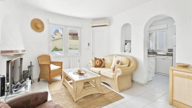 Casa o chalet de alquiler en Carrer Hera, 5, La Pedrera - Vessanes - Photo 1