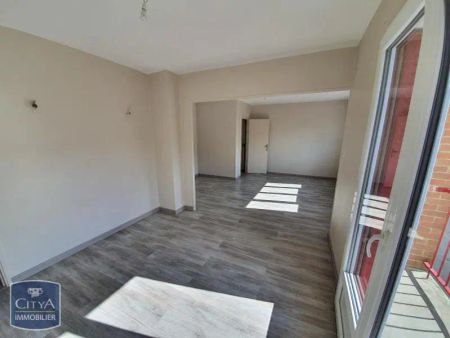Appartement à louer 3 pièces 69m² - Photo 2