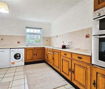 Belle Vue Close, Staines, Middlesex, TW18 2HY - Photo 5