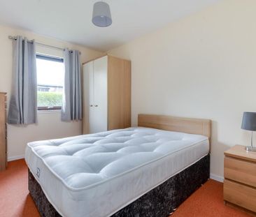 2 bedroom ground floor flat to rent - Photo 4