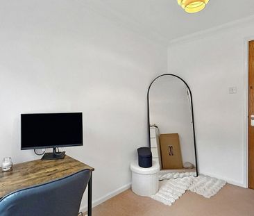 2 bedroom property to rent - Photo 4