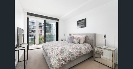 Luxury 2 Bedroom Apartment - Photo 4