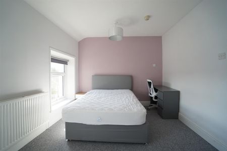 19 Garth Road - Photo 5