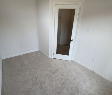 For Lease - 60 Baycroft Boulevard, Essa, Ontario - Photo 2