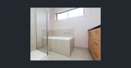 “SAFE AND SECURE LIVING IN SOUGHT AFTER LOCATION!” - Photo 5