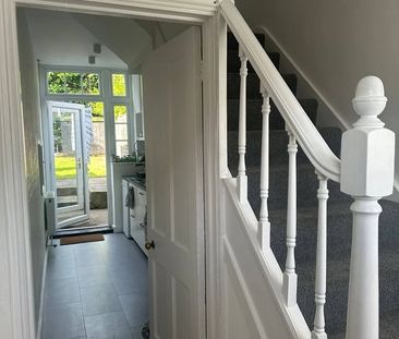 Room in a Shared House, Greestead Gardens, SW15 - Photo 5