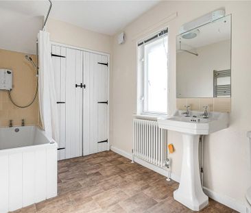 2 bedroom detached house to rent - Photo 2