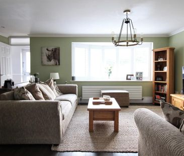 5 bedroom detached house to rent - Photo 4