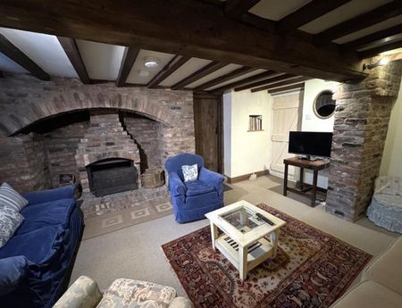 2 Bedroom Apartment To Let - Photo 2