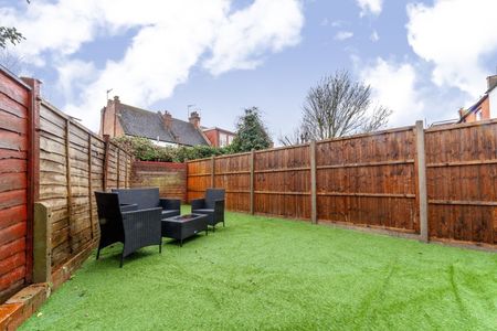 Room in a Shared House, Colbeck Road, HA1 - Photo 3