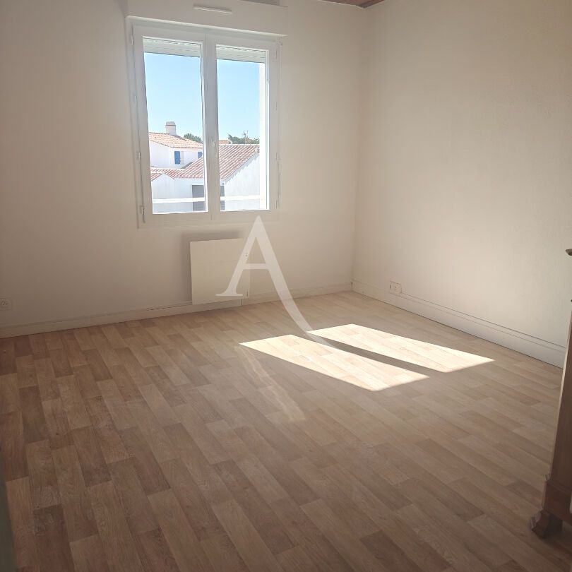 Location Appartement 4 pièces 75m² NOIRMOUTIER EN L ILE 85330 - Photo 1
