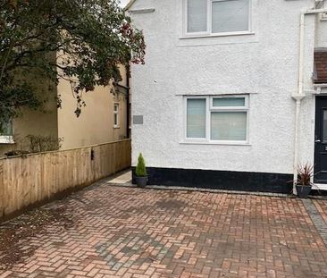 5 bedroom semi-detached house to rent - Photo 6