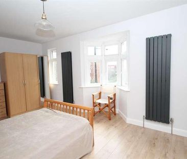 Tudor Way, Southgate, London, N14 - Photo 4