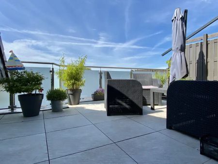 Hochwertige 3,5-Zimmerwohnung in der Innenstadt! - Photo 2