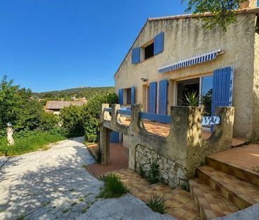 Villa - Photo 3