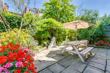 Castelnau Gardens, Barnes, SW13 - Photo 2