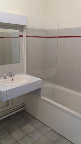 Location Appartement 2 pièces 51m² NANTES 44100 - Photo 2