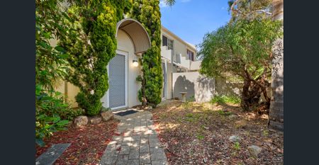 Available Now - Fresh, Coastal & Convenient - Photo 2