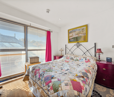3 bedroom flat to rent - Photo 6