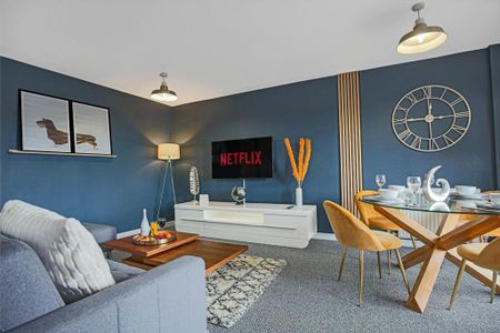 2 bedroom serviced apartment to rent - Photo 3