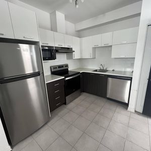 Beau Logement 1 Chambre - Électro Inclus - Photo 2