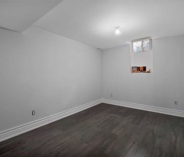 For Lease - 33 Retreat Boulevard, Vaughan, Ontario - Photo 6
