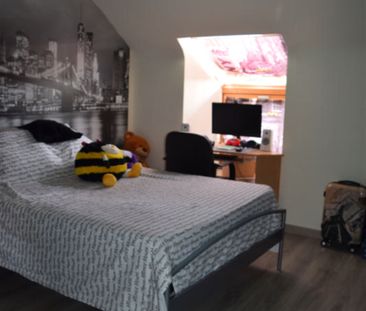 Maison 3 façades sise sur 5 ares 67 ca - Photo 4