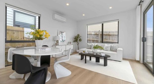 Modern 4-Bedroom Family Home in Henderson – $800 per week - Photo 1