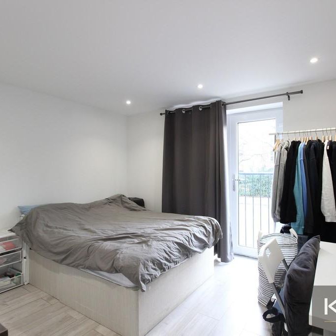 Studio to rent - Photo 1