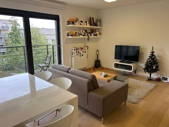 Appartement te huur - Photo 1