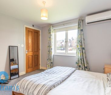 1 bed Flat for Rent - Photo 5