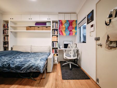 Home For Rent - Photo 4