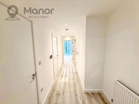 Glindoni Apartments, Frogley Park, Barking, IG11 - Photo 3