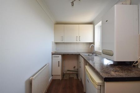 1 bedroom flat to rent - Photo 5