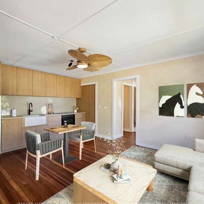 Renovated Ground Floor Unit in Prime Surfers Paradise Location - Photo 1